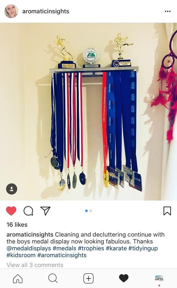 Trophy Shelf Medal Display Hanger